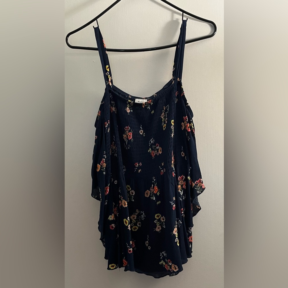 Junior’s Self Esteem butterfly sleeve floral elasticized bodice top in size xl